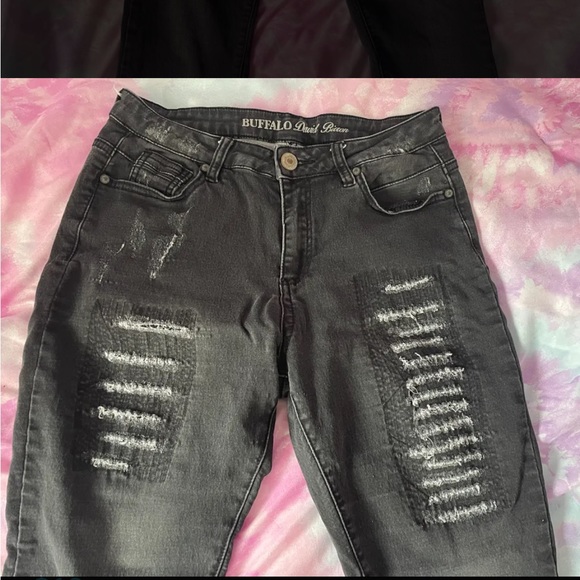 Super comfy Buffalo faux ripped jeggings - Picture 2 of 8